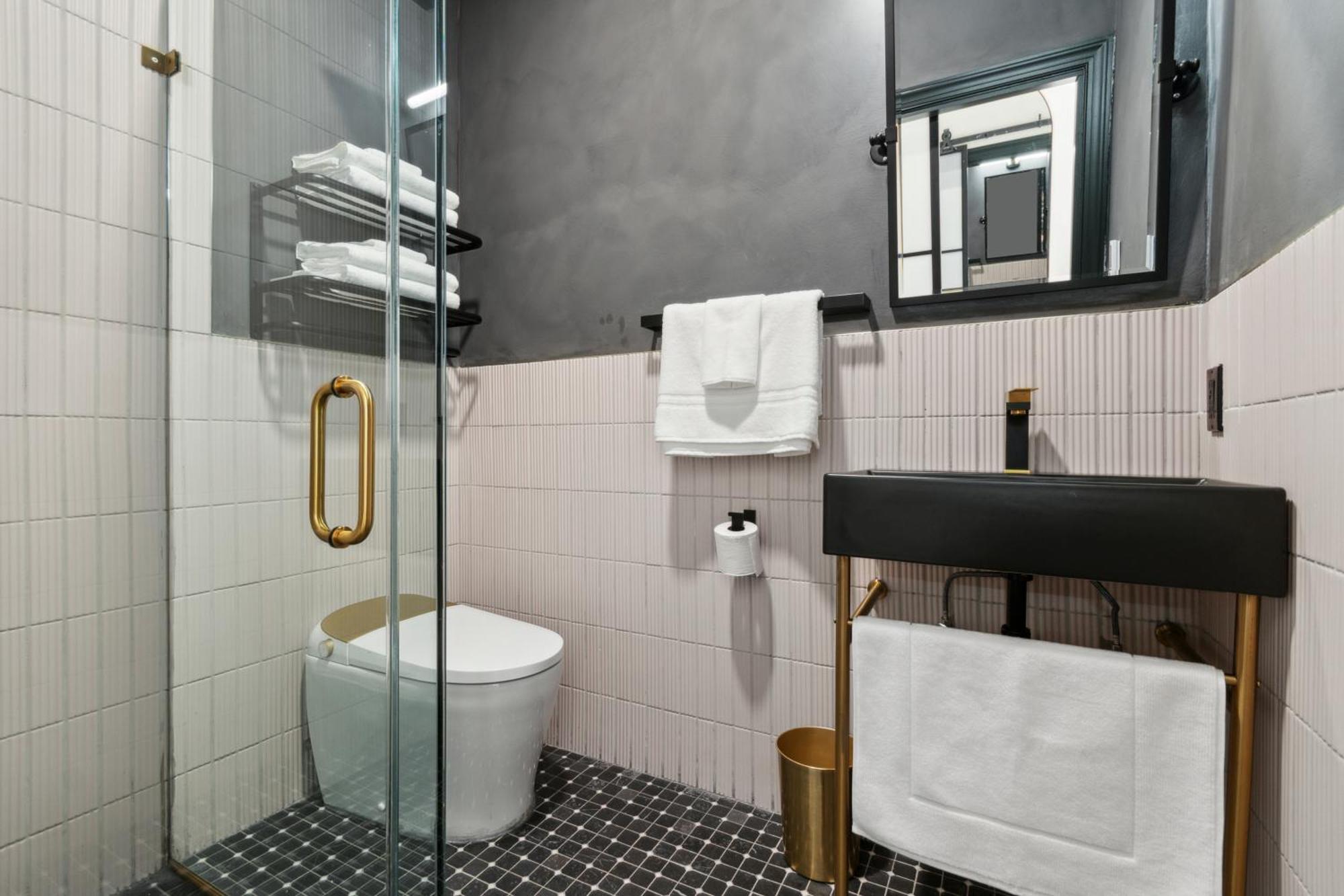 Society Hill Hotel 2*