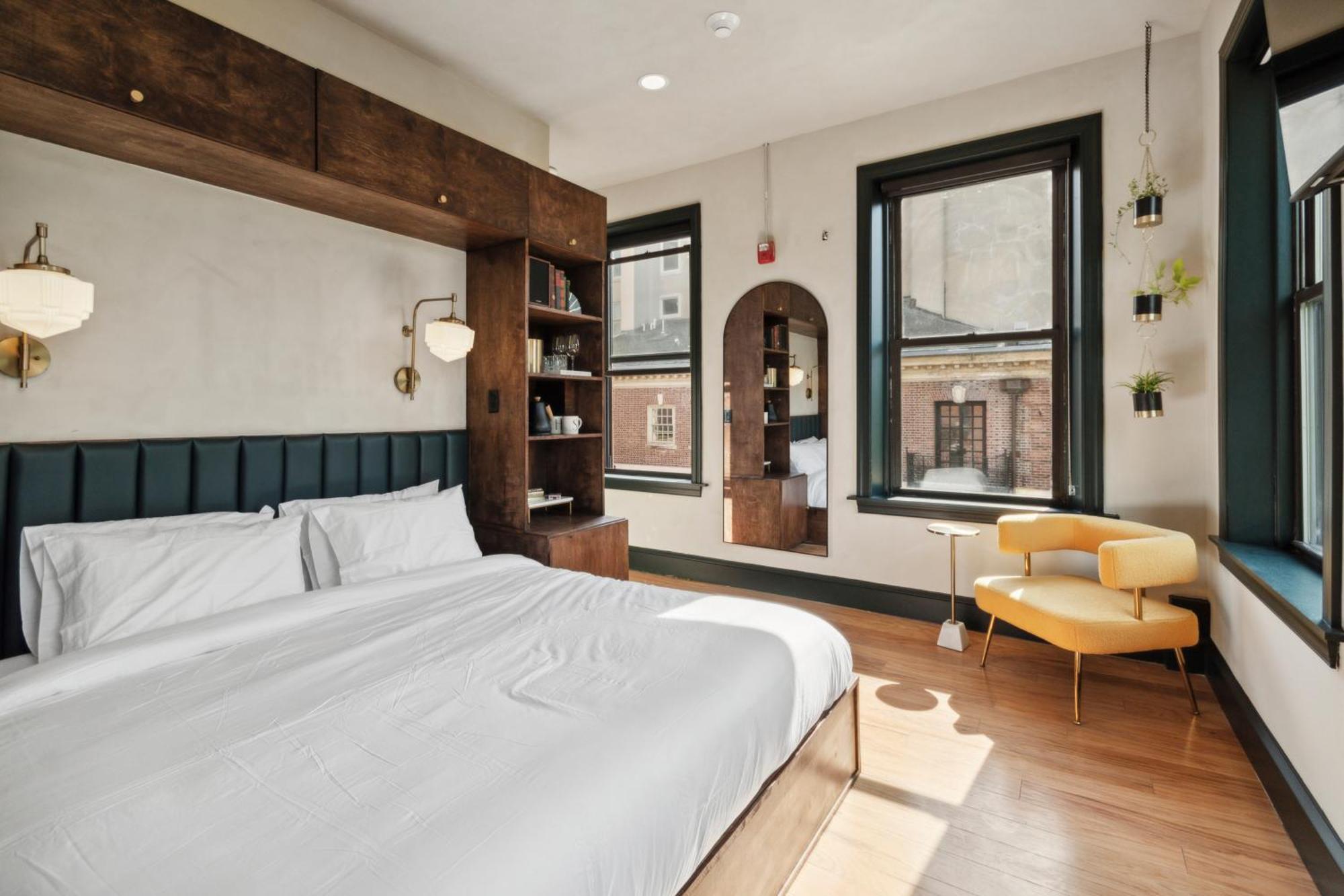 Hotel Society Hill