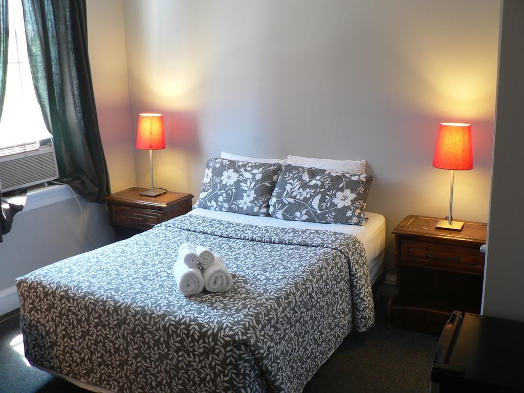 Hotel Society Hill